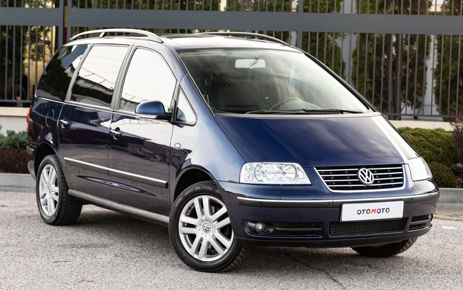 Volkswagen Sharan cena 26900 przebieg: 191000, rok produkcji 2008 z Radom małe 529
